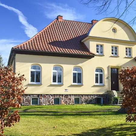 Apartament Gutshaus Neu Necheln